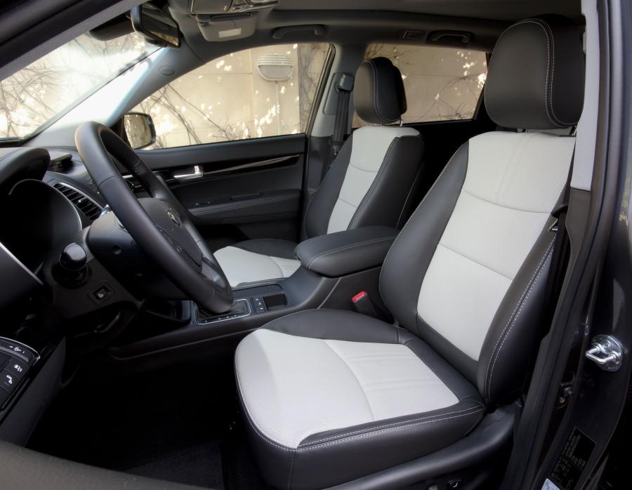  Kia Sorento 2013 года  (EU) (фото 19 из 85)
